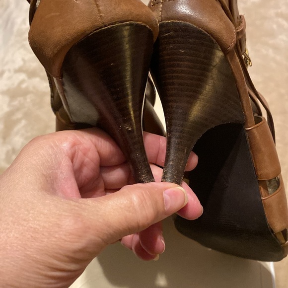 MICHAEL KORS ZOE SANDALS - Picture 5 of 14